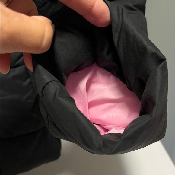 LACOSTE Vintage Devanlay Women's Black Puffer Coat Pink Lining size 38/Small - Picture 12 of 16